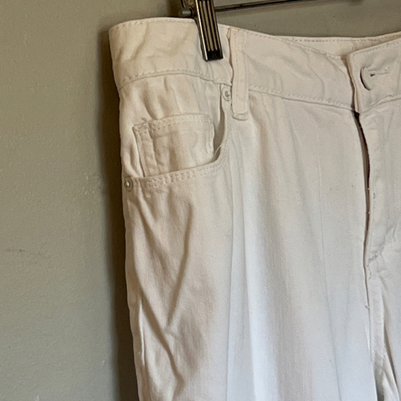 Falls Creek Women's White Denim Jeans Size Large 10 - Picture 3 of 9
